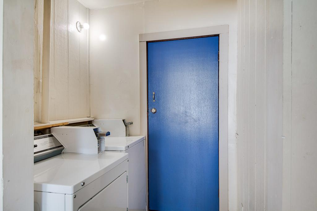 Americas Best Value Inn San Antonio Exterior photo